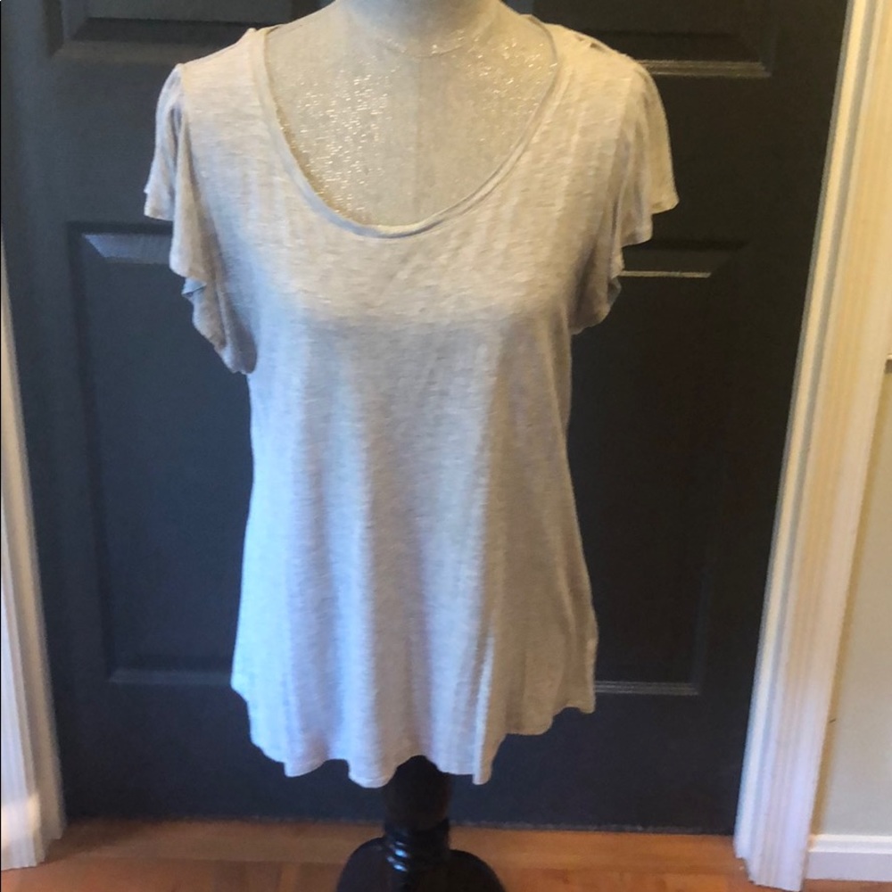 Flutter sleeve tee